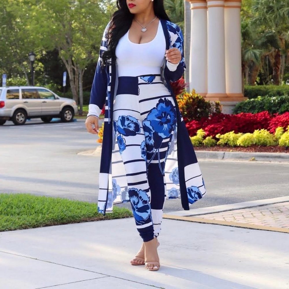 LAST 1! XXL Floral Maxi Cardigan and Leggings Set - Picture 2 of 8